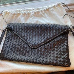 NWOT beautiful Jennifer Tattanelli black leather crossbody or clutch bag